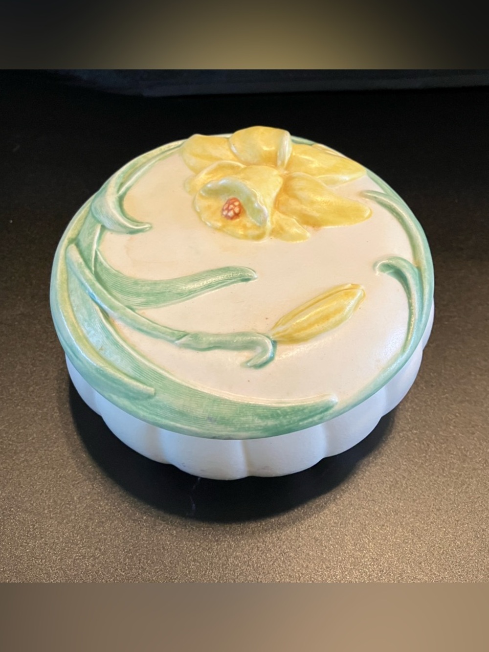 Round Ceramic Daffodil Trinket Box - Yellow & Green
